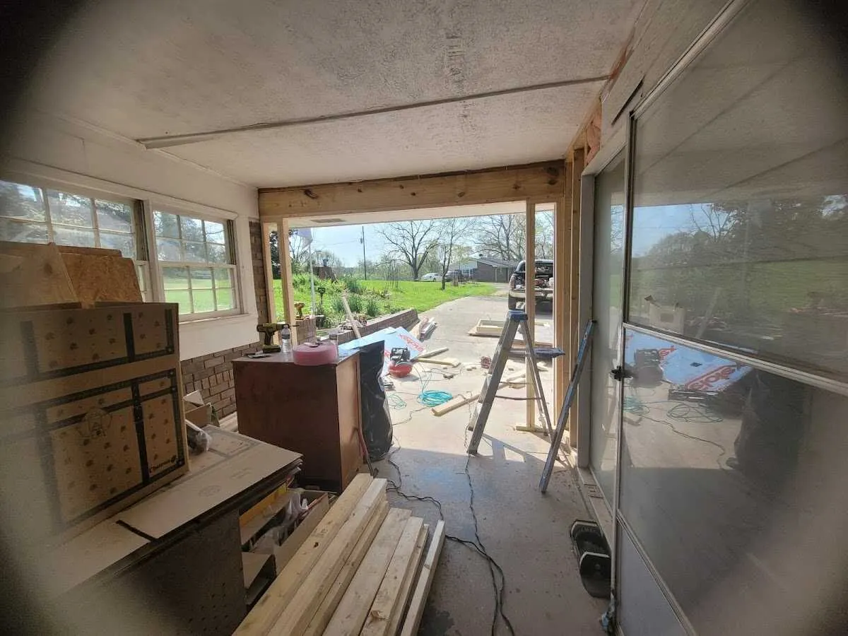 Air movers and dehumidifier for Drying & Dehumidification in Kingman